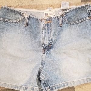 Blue jean shorts, size 6
